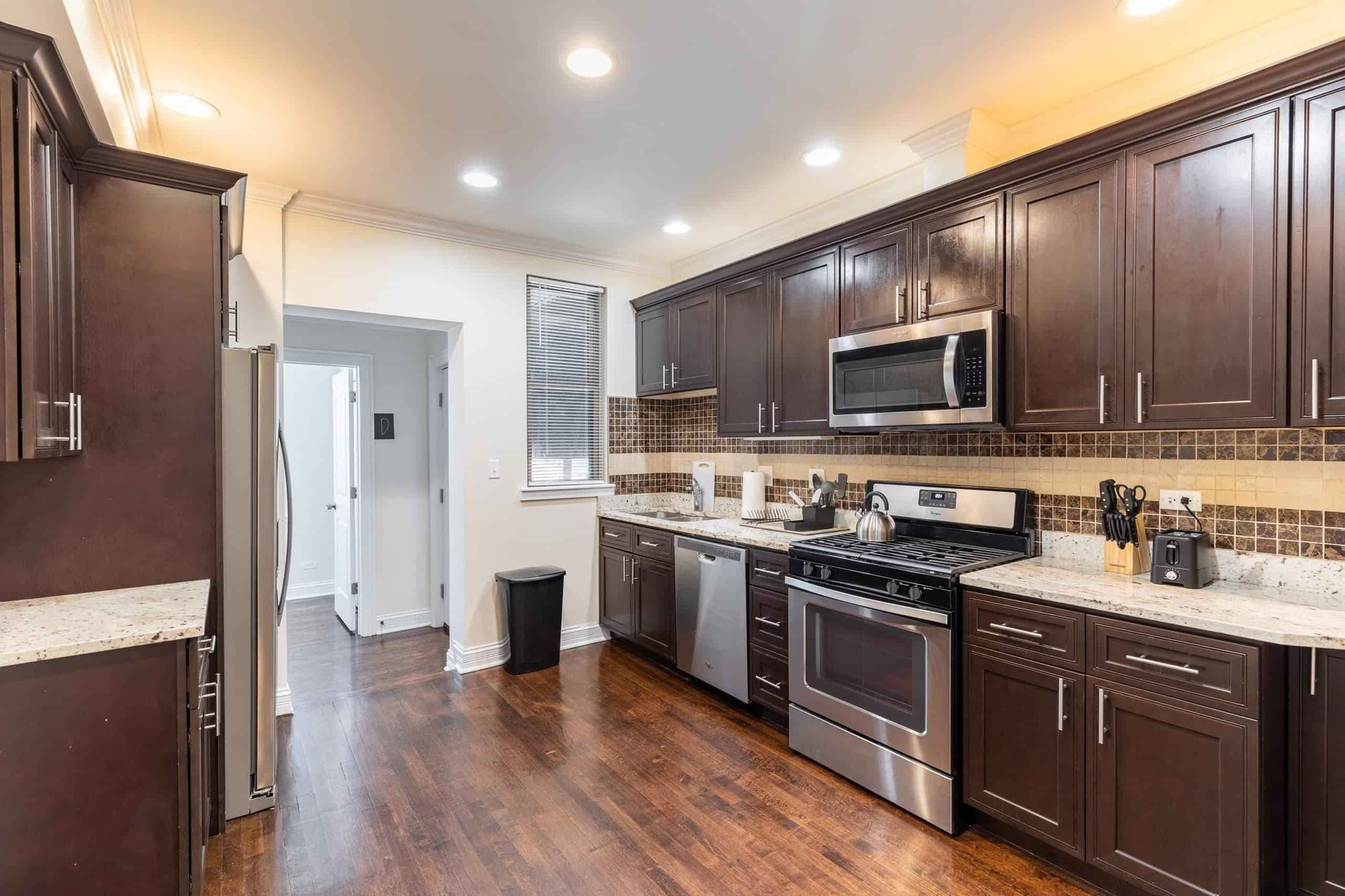 #1598D : Irving Park - Image 15