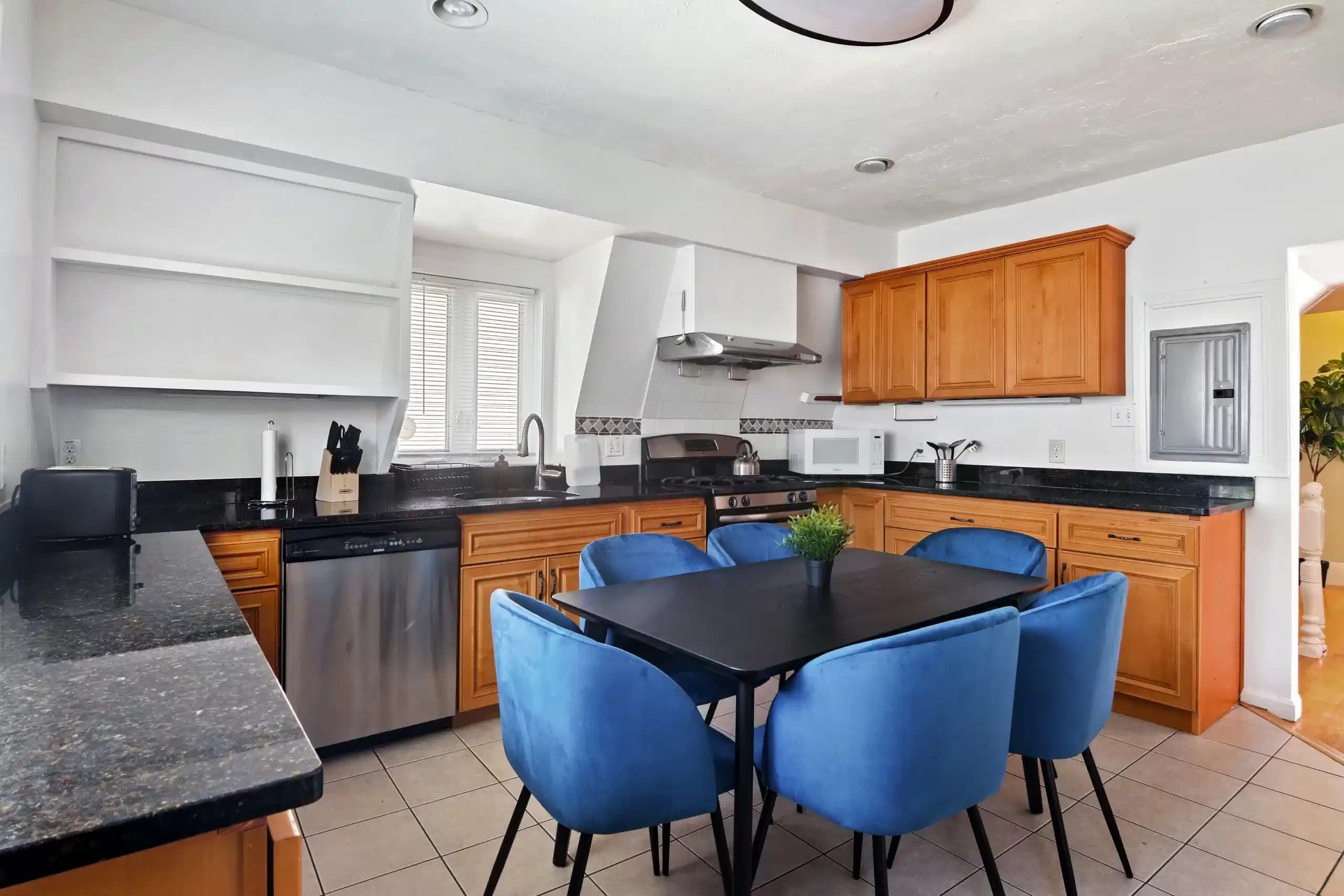 #726C : Allston - Image 4