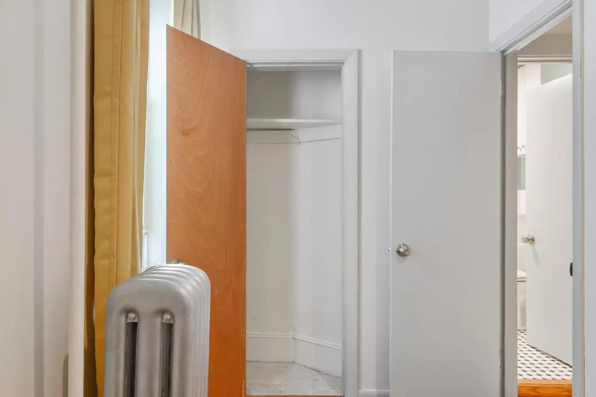 #583A : Allston - Image 3