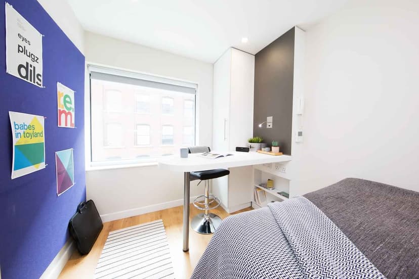 Premium Range 4 Ensuite - Image 2