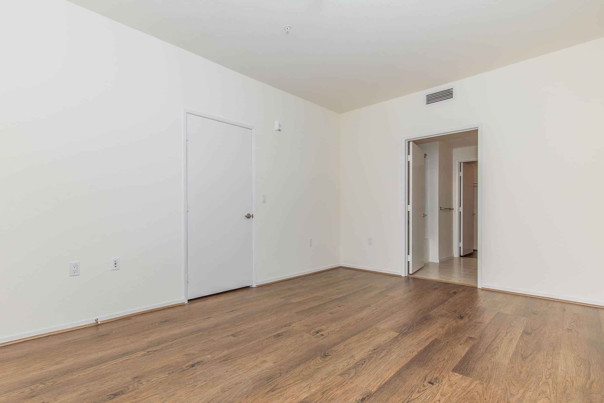 3 Bedroom Apartment - Image 9