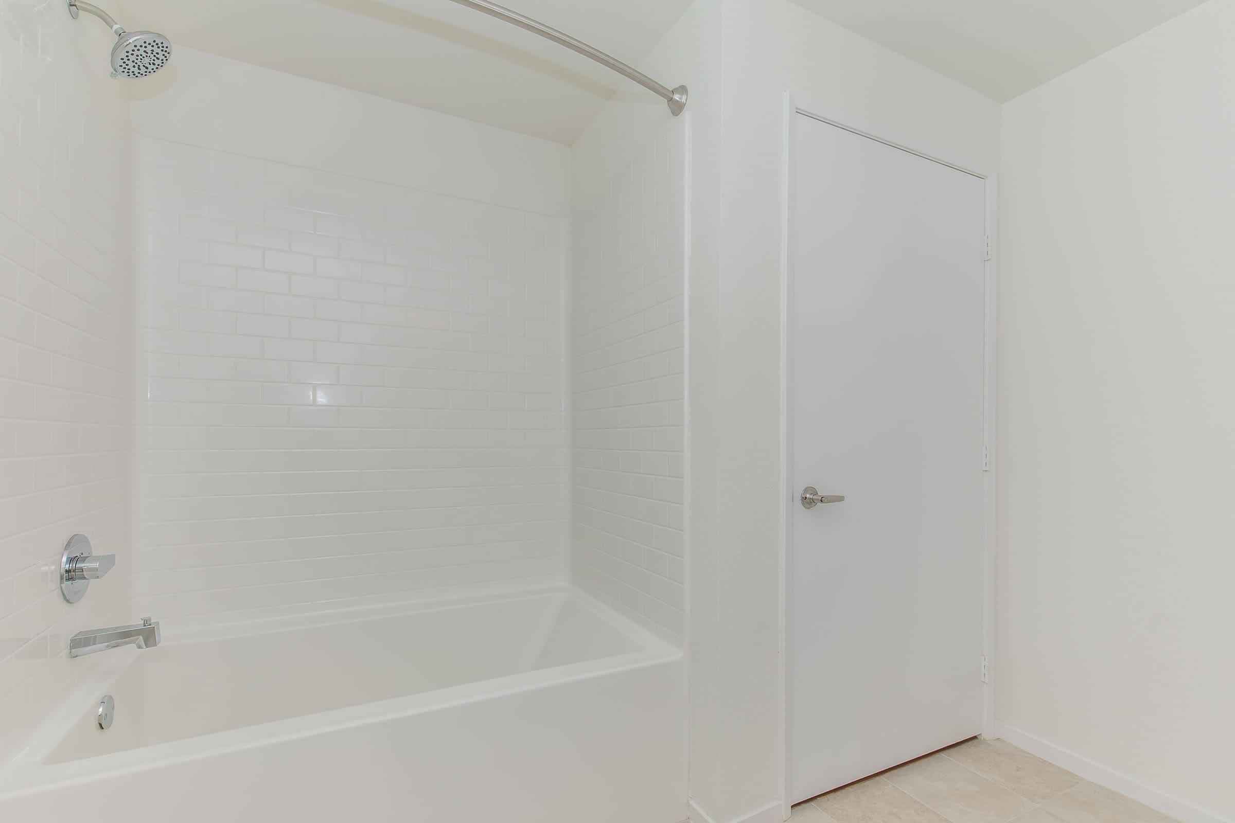 3 Bedroom Apartment - Image 22