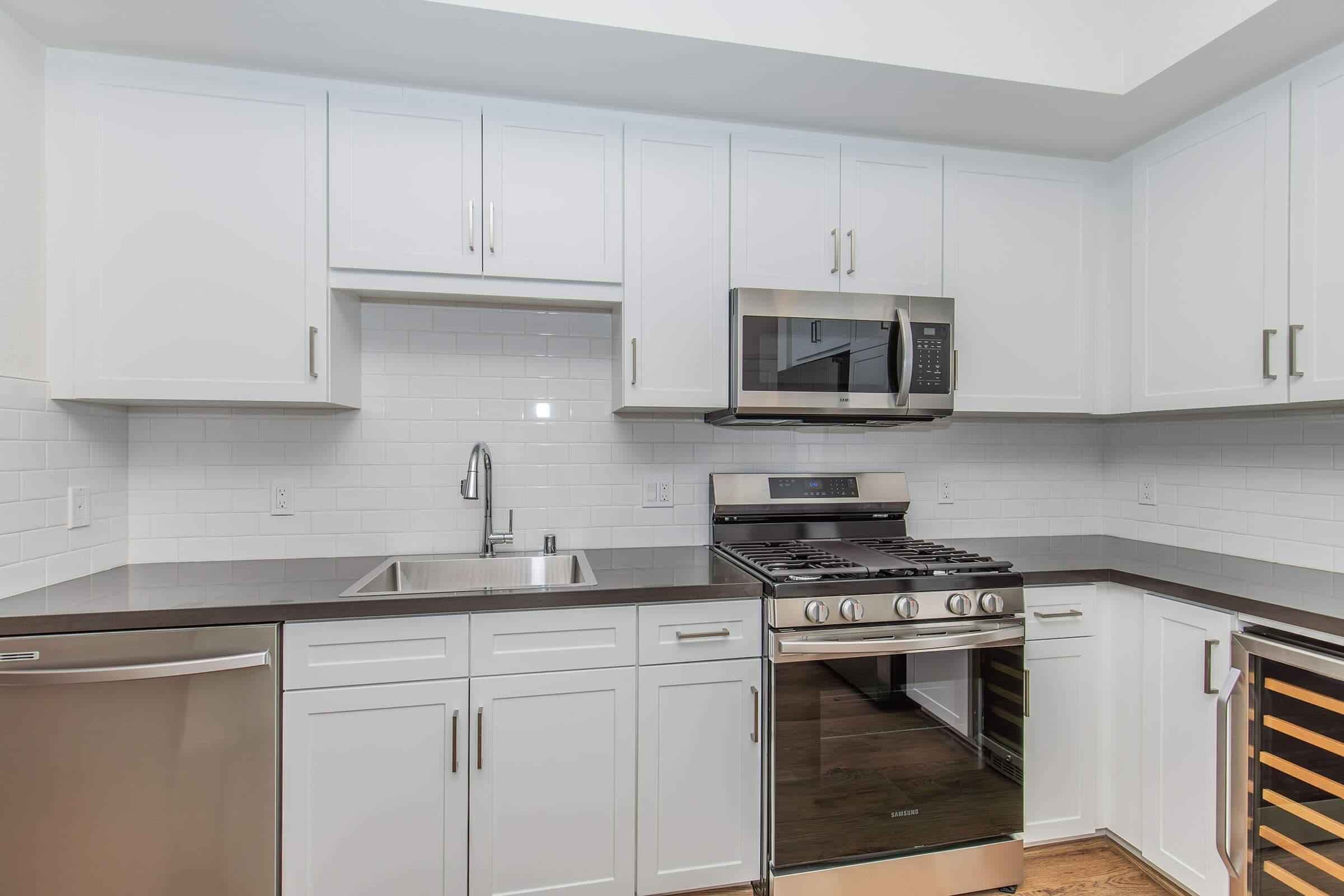 3 Bedroom Apartment - Image 5