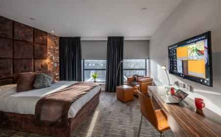 Gropius Suite - Image 11