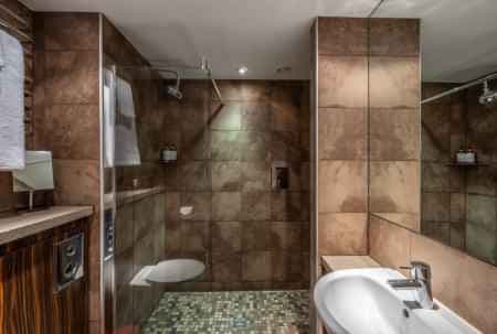 Bauhaus Suite - Image 1