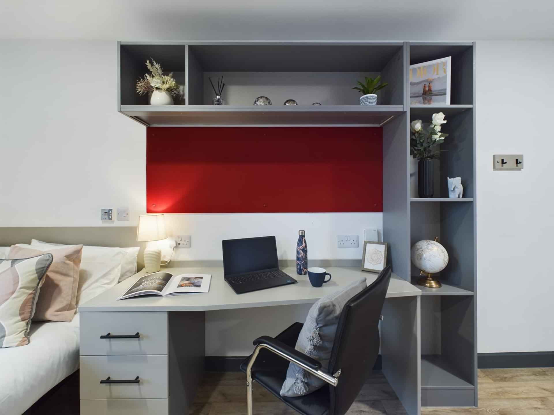 Gold Ensuite - Image 5