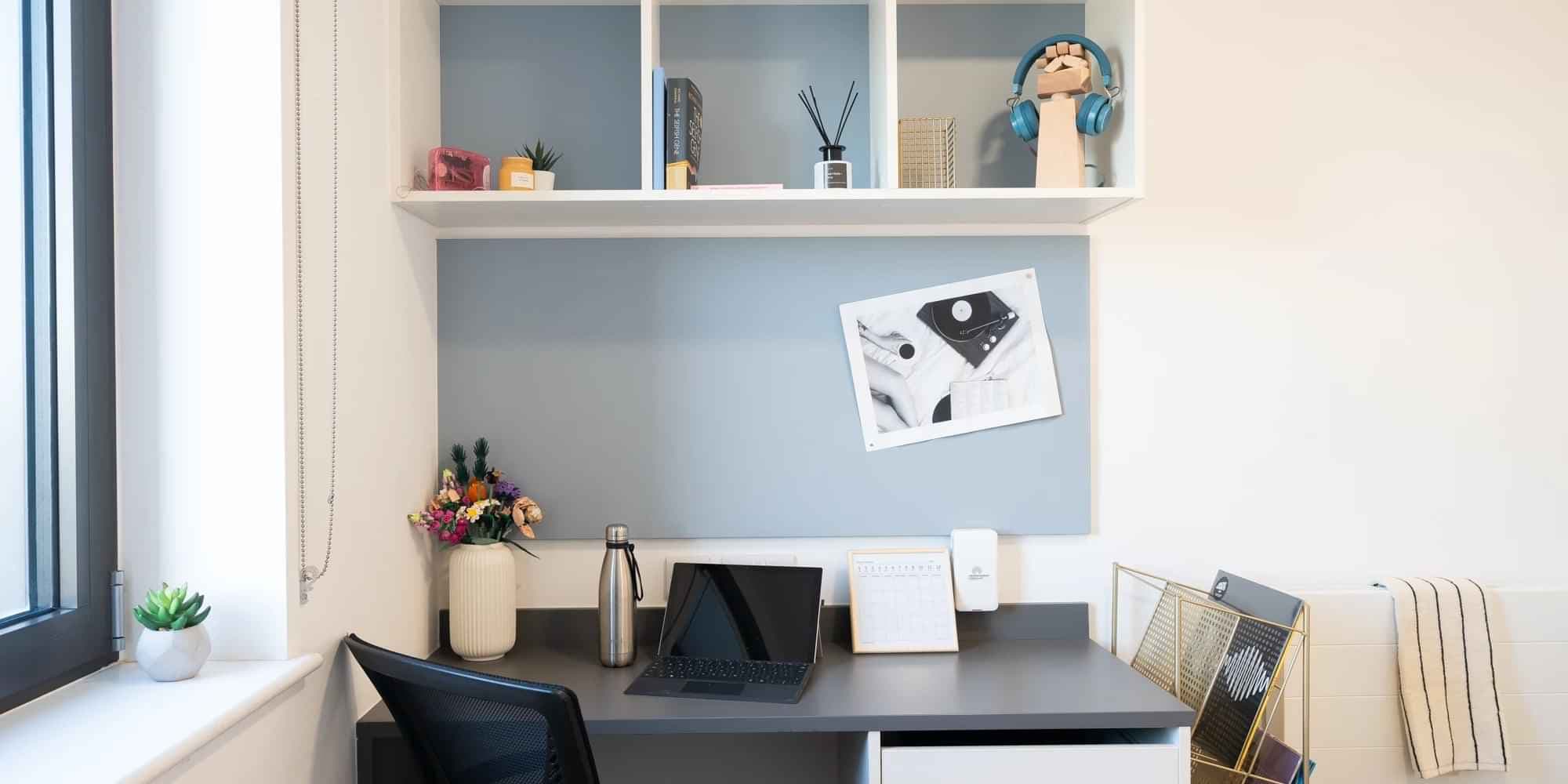 Bronze Ensuite Upper Level Premium Standard View - Image 3