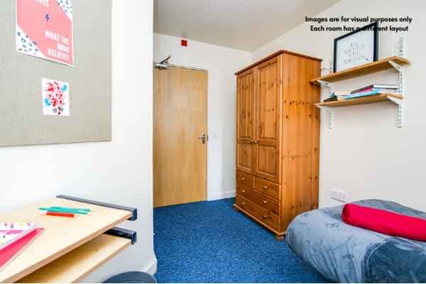 Non Ensuite Rooms - Image 3