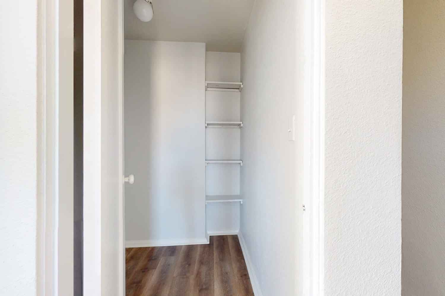 1 Bed 1 Bath - Image 13