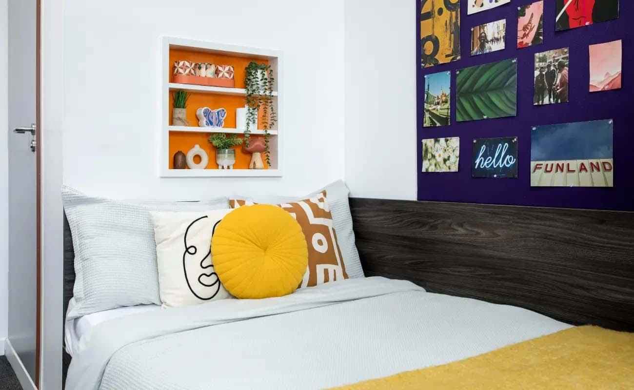 Classic Ensuite - Image 2