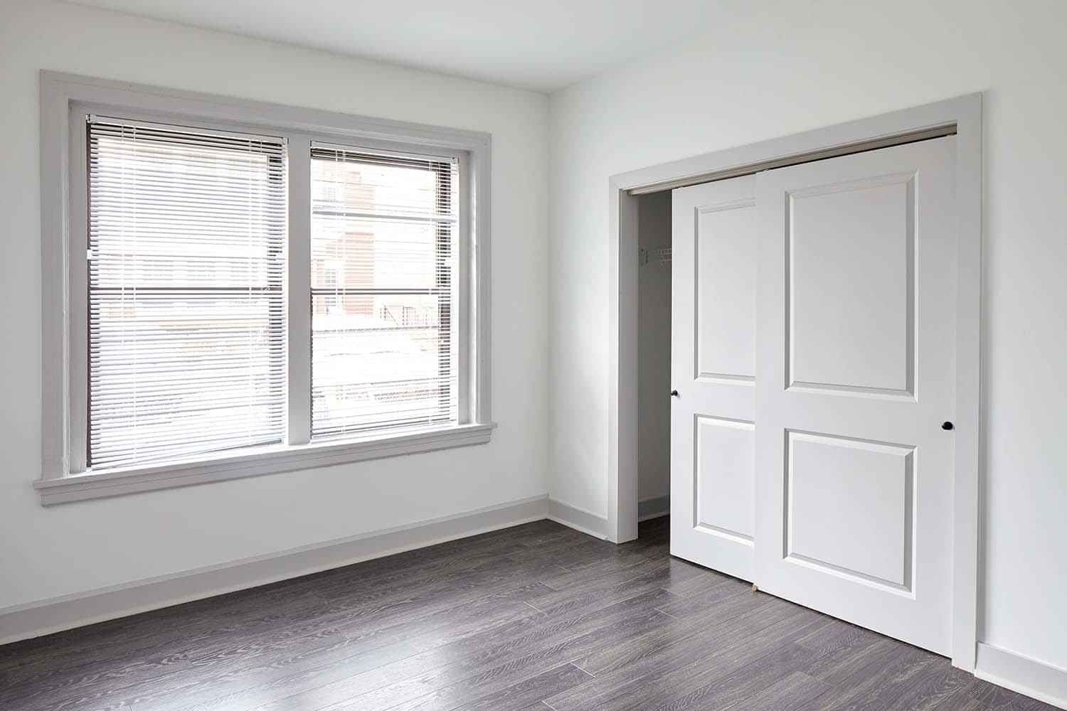 2 Bed 2 Bath - Image 3