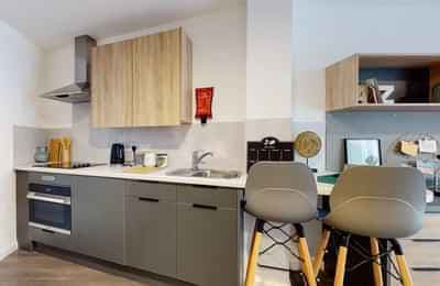 Gold Studio Penthouse - Image 2
