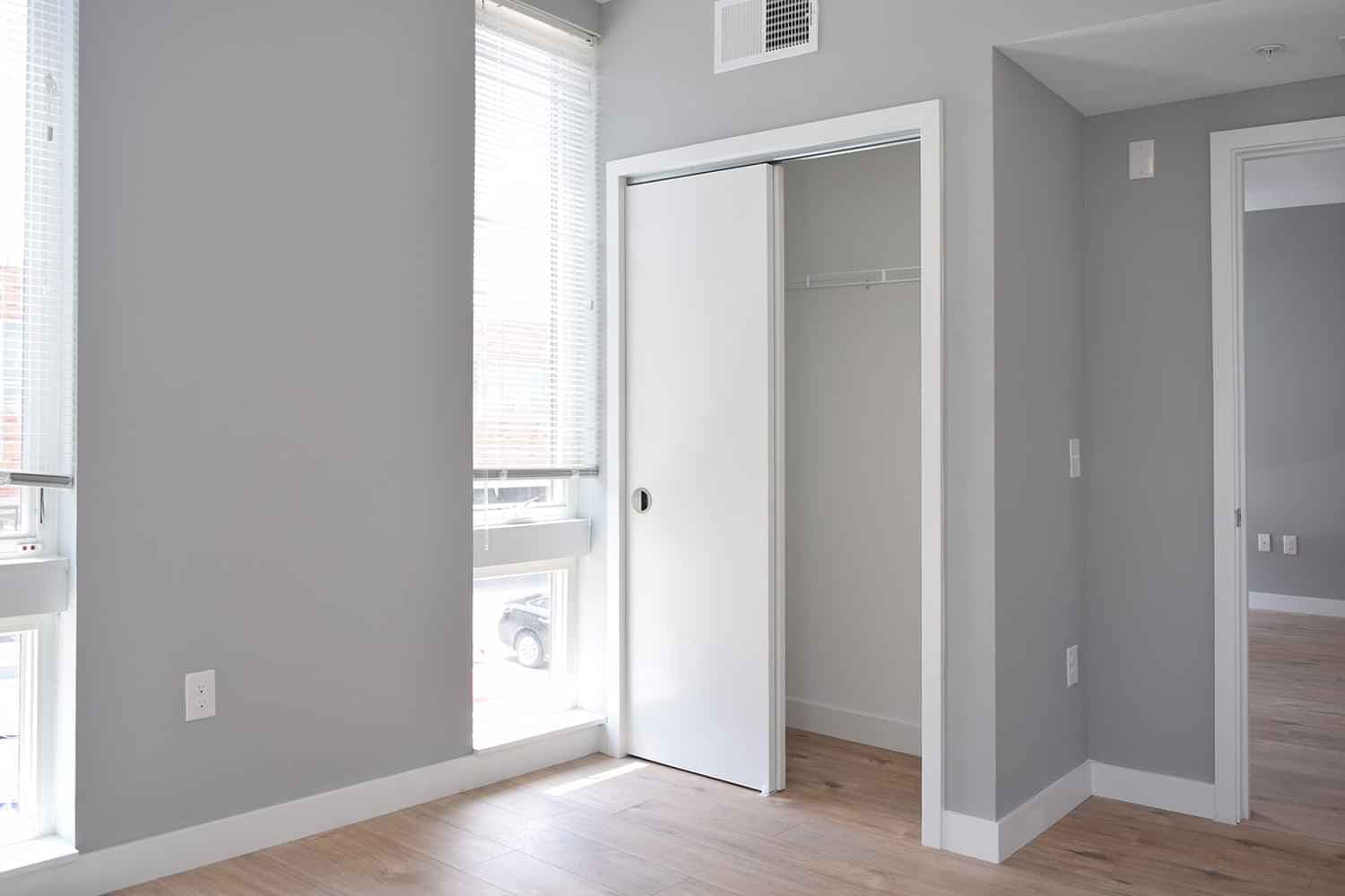 2 Bed 2 Bath - Image 4