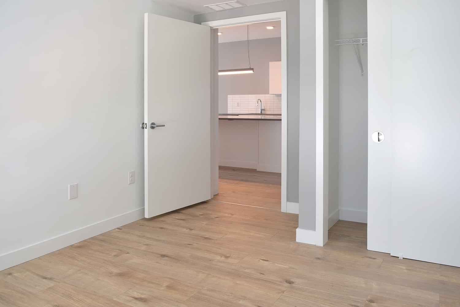 2 Bed 2 Bath - Image 7