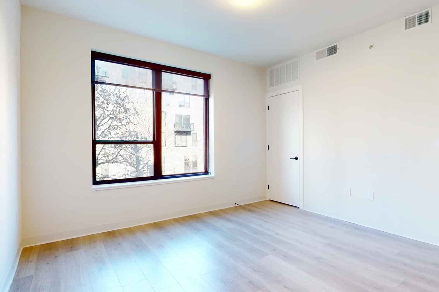 1 Bed 1 Bath - Image 9