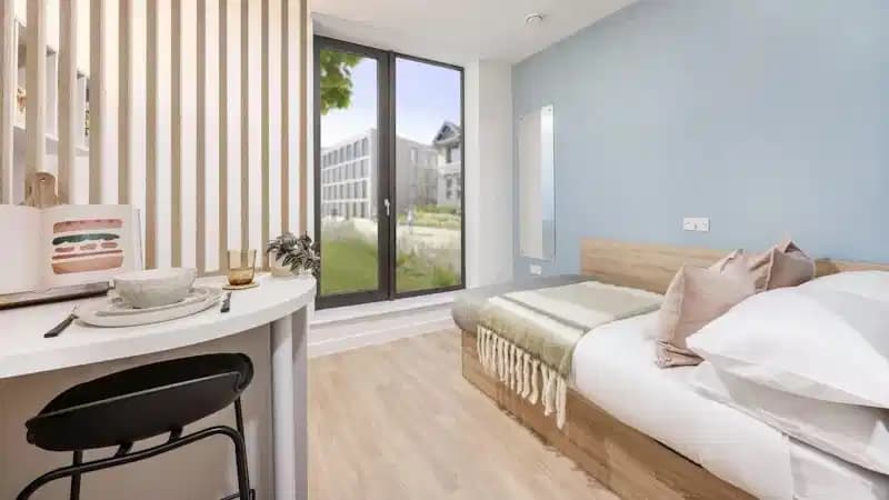 Classic Plus Studio - Image 7