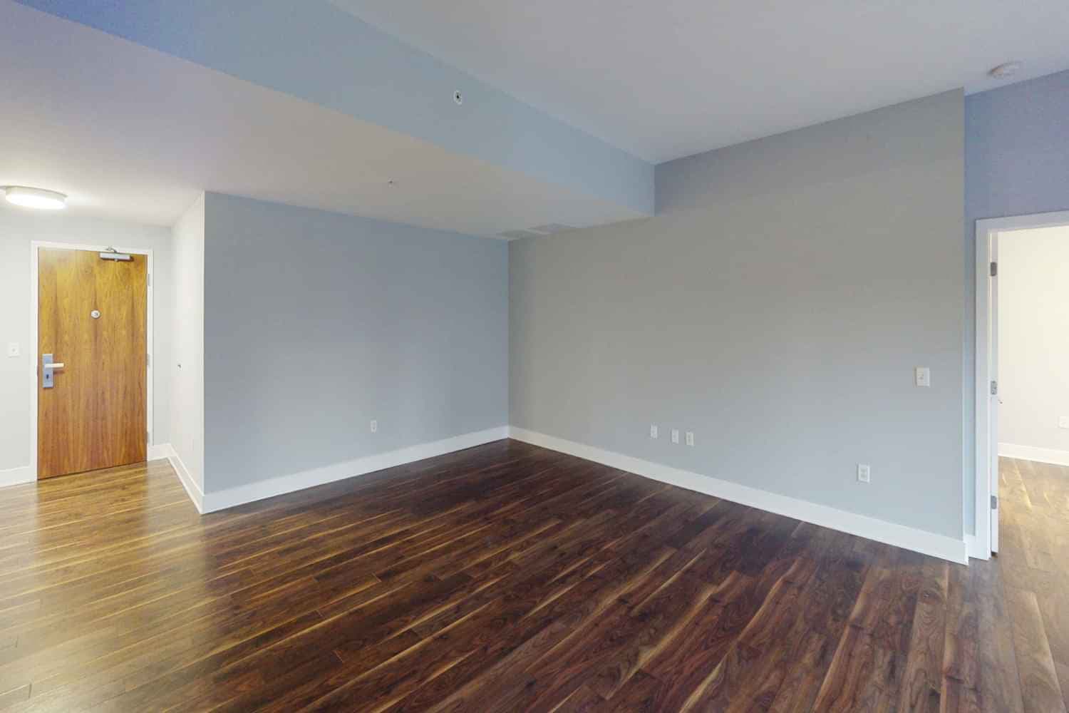 2 Bedroom 2 Bathroom - Image 9