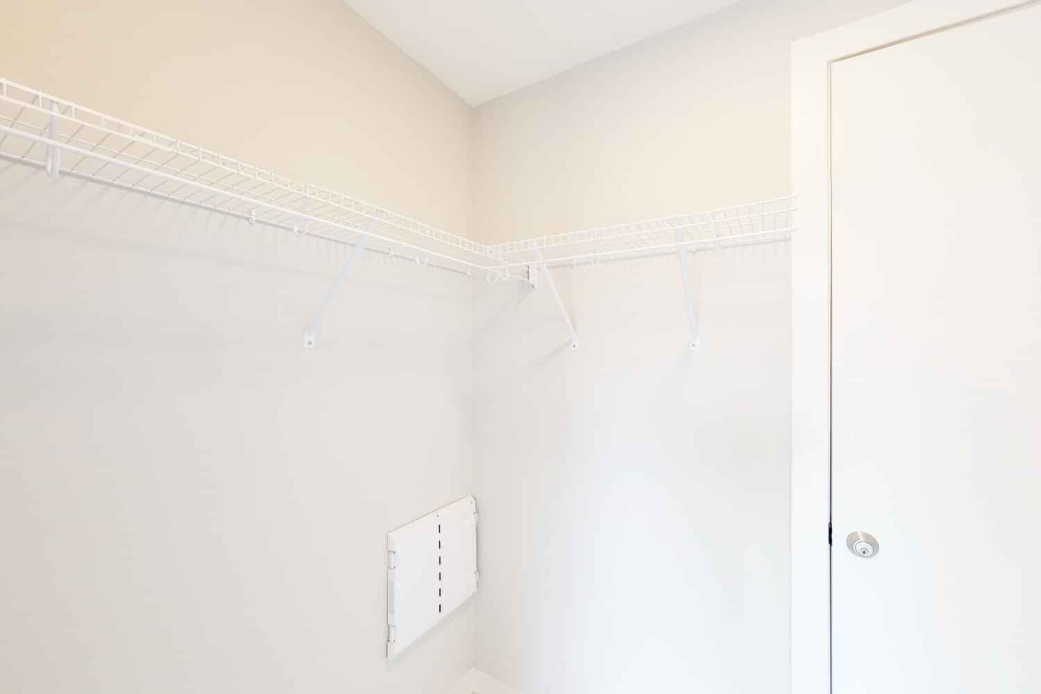 2 Bed 1 Bath - Image 1