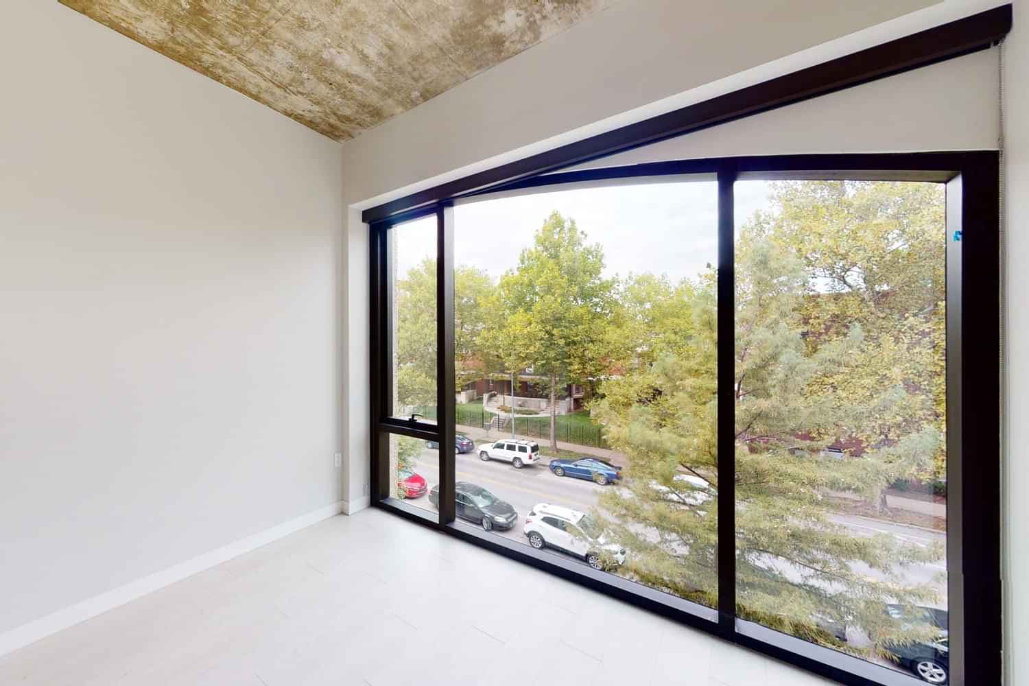 2 Bed 1 Bath - Image 4