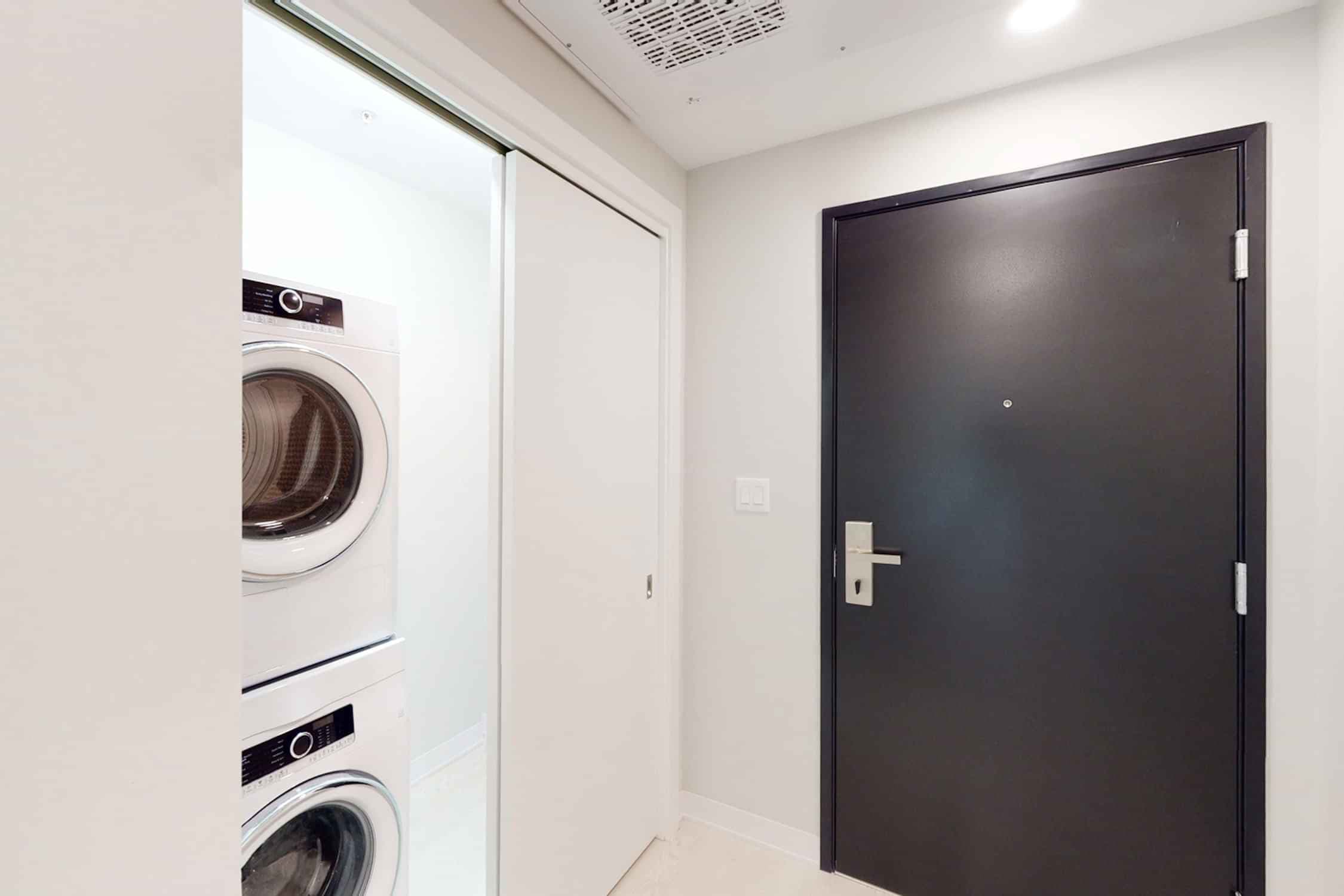 2 Bed 1 Bath - Image 6