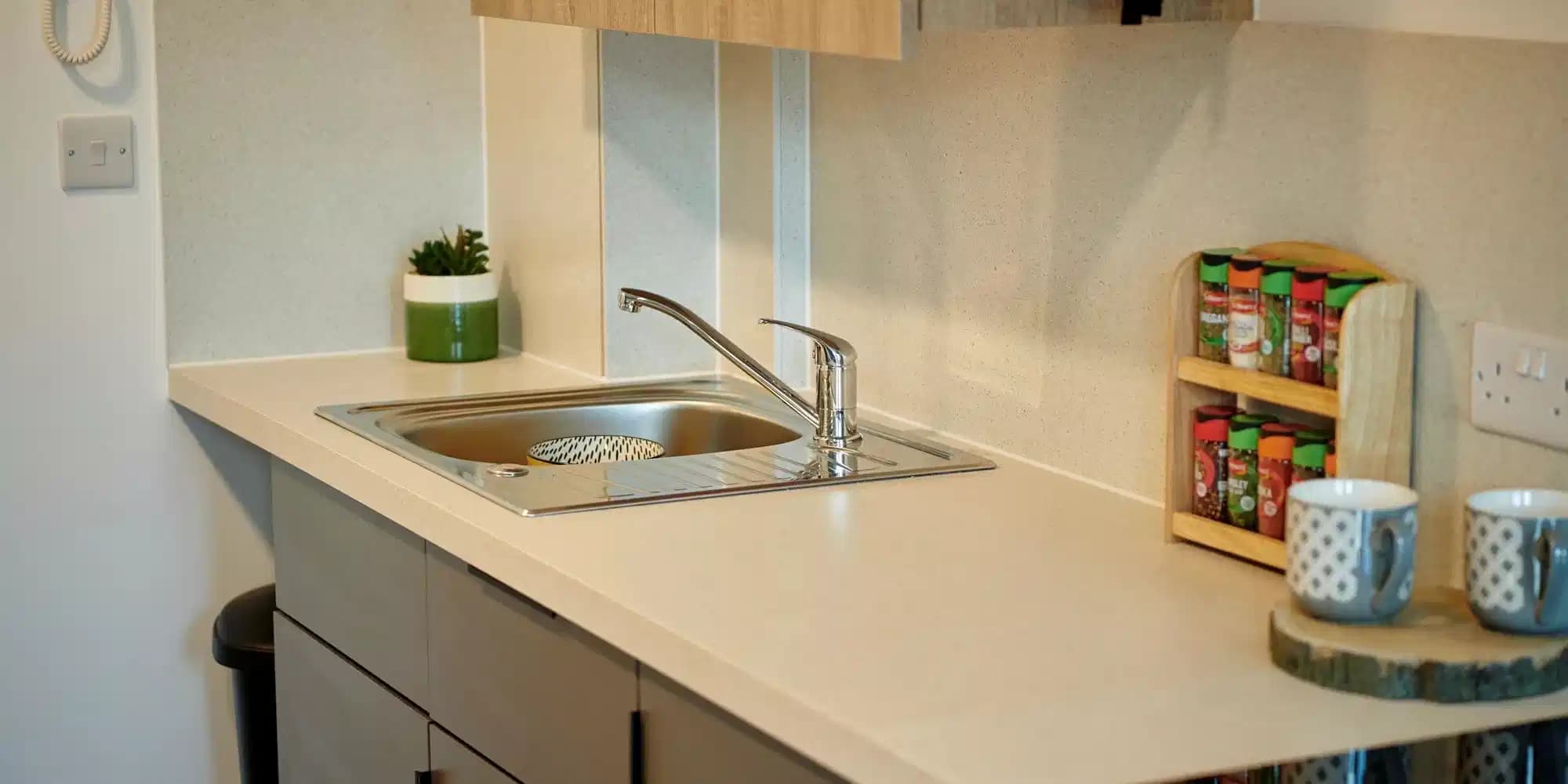 Silver Studio Mid - Image 6