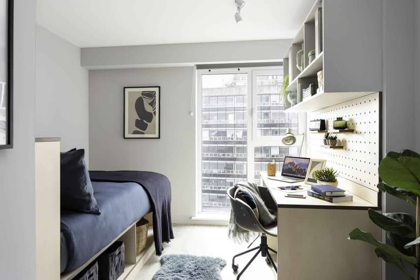 5-Bed Standard En-suite - Image 2