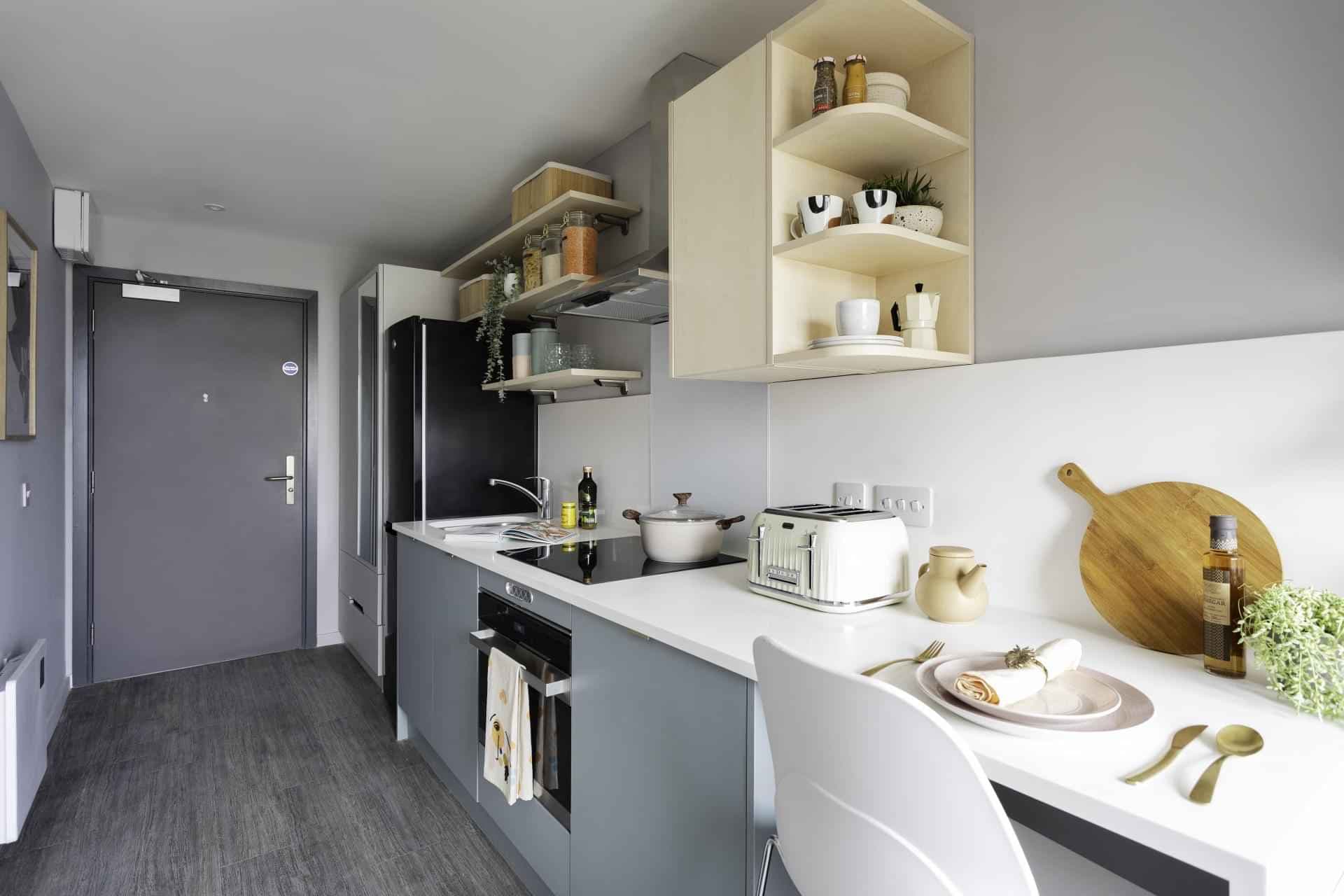 Premium Studio - Image 2