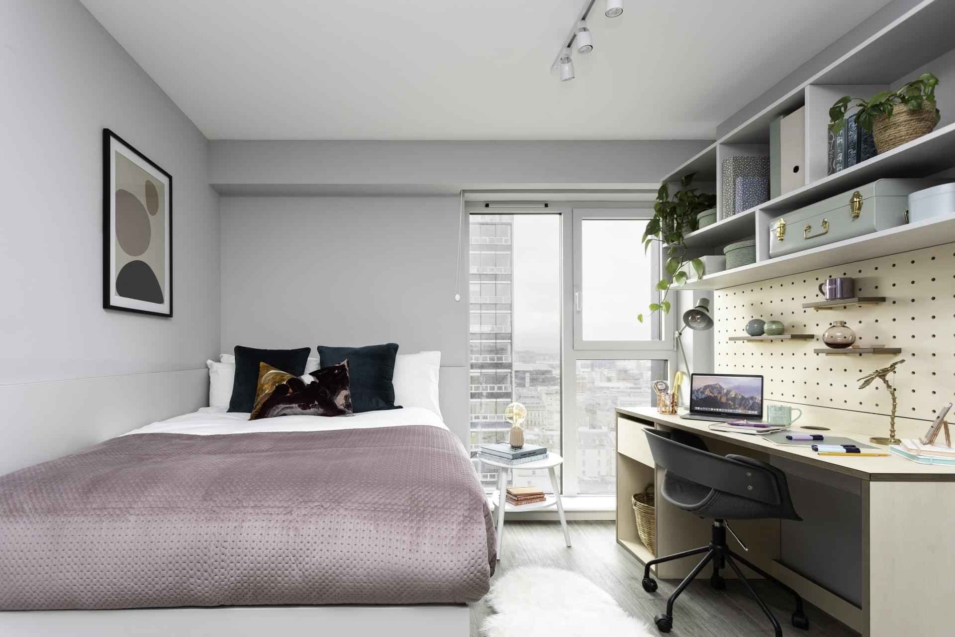 Premium Studio - Image 1