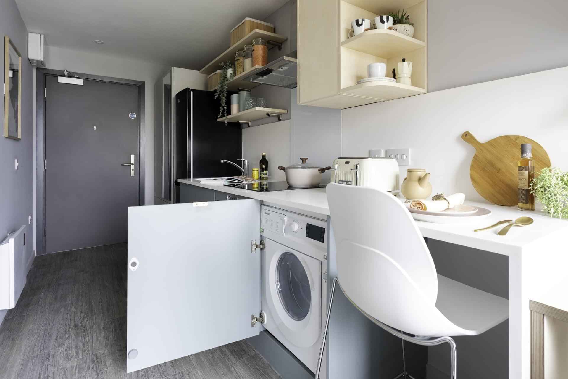 Premium Studio - Image 3