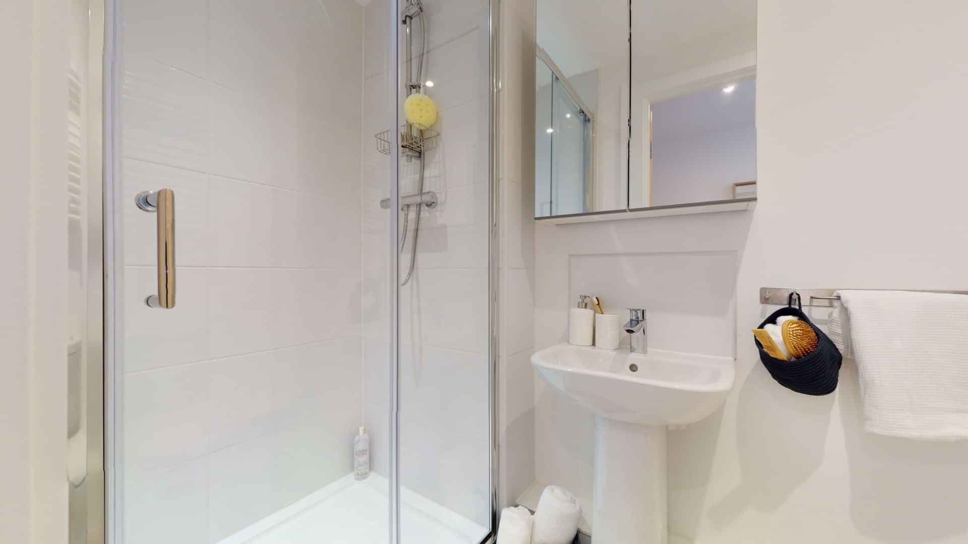 Classic Plus Studio - Image 5