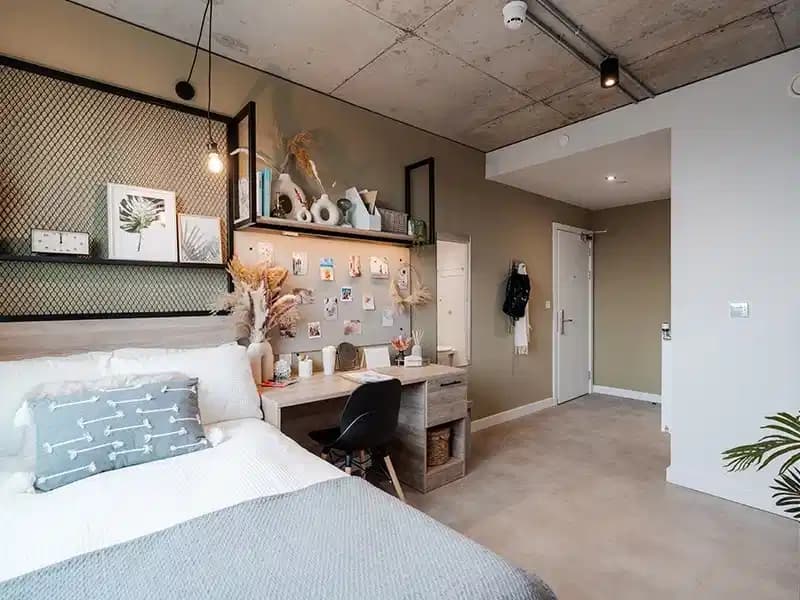 Premium Ensuite - Image 1