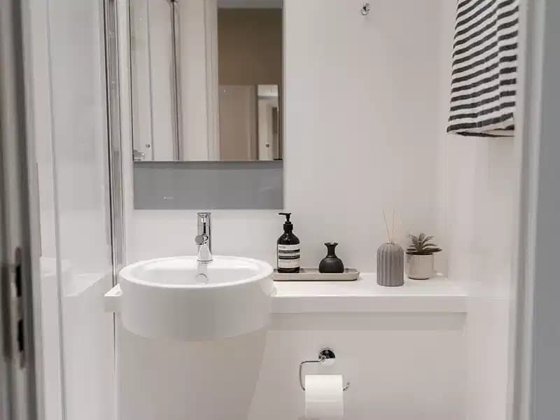 Premium Ensuite - Image 6