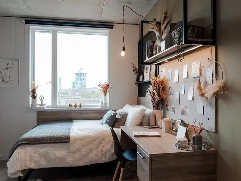 Premium Ensuite - Image 3