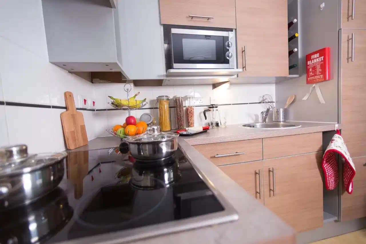 1 Bed Apartment - Image 4