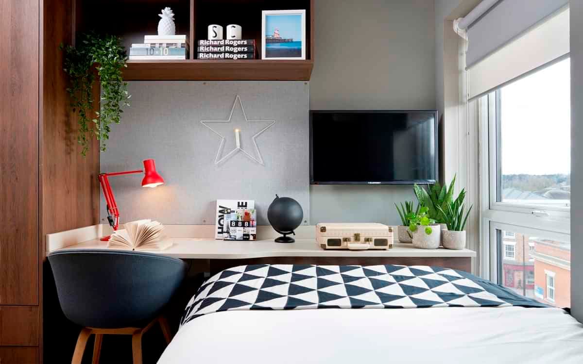 Goddard Apartment (2 bedroom large) - Image 1