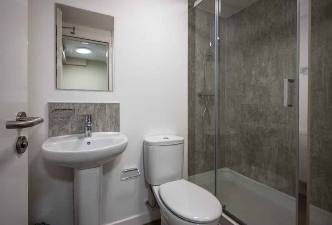 6 Bed Standard - Image 2