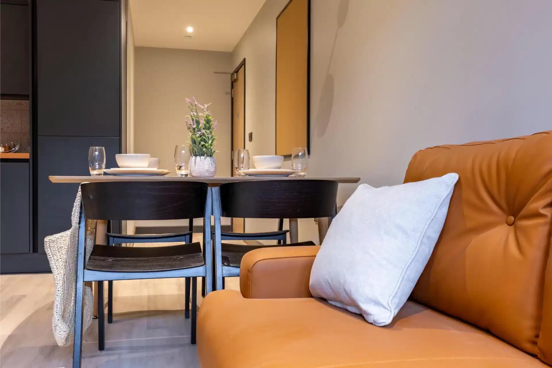 Compact Ensuite  - Image 3