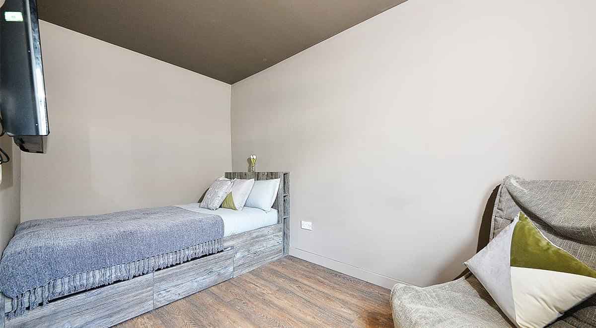 Premium Studio - Image 1