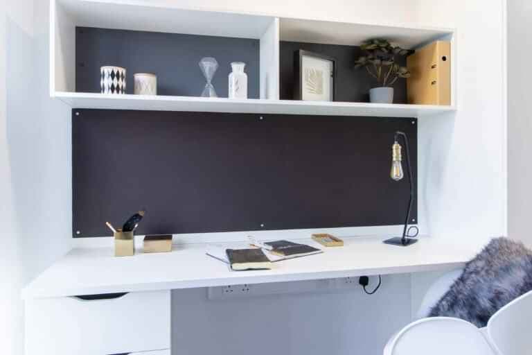 Sea View En Suite - Image 4