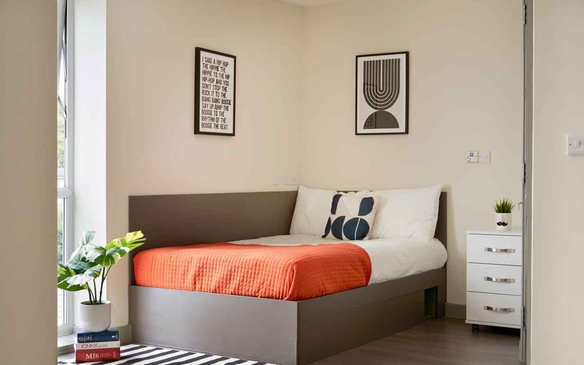 Premium Studio - Image 1