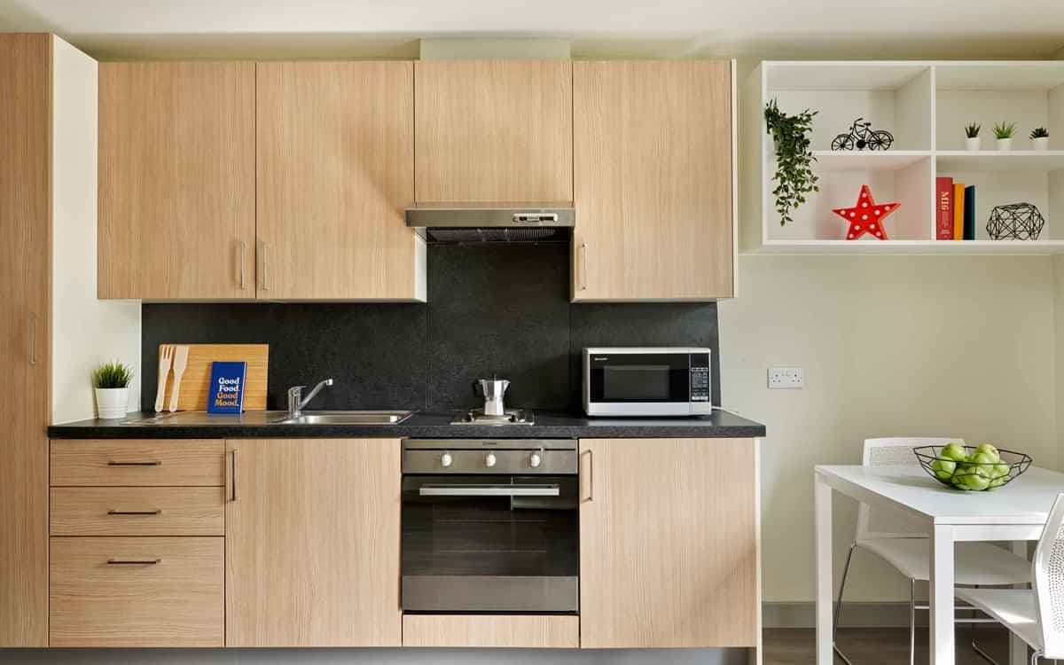 Premium Studio - Image 3