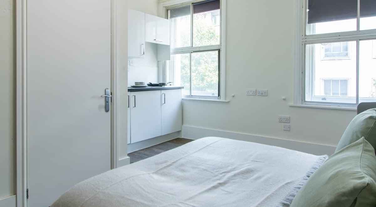 Silver Studio - Image 4