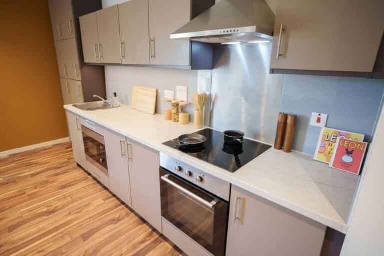 En-suite Plus - Image 6