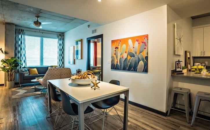 Private Room - Frisco A - Image 6