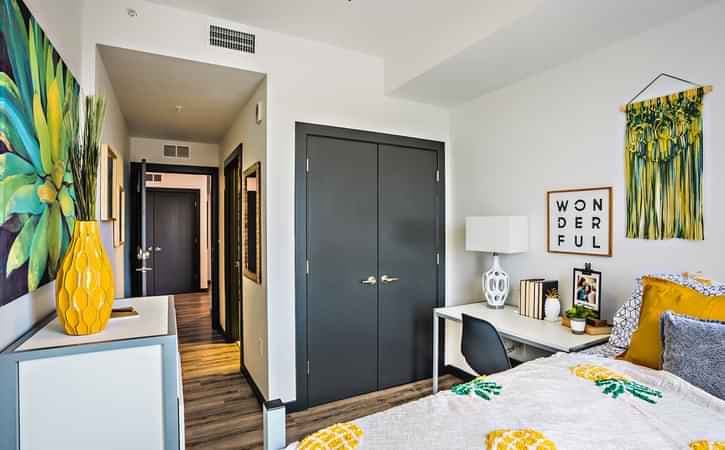 Private Room - Frisco A - Image 5
