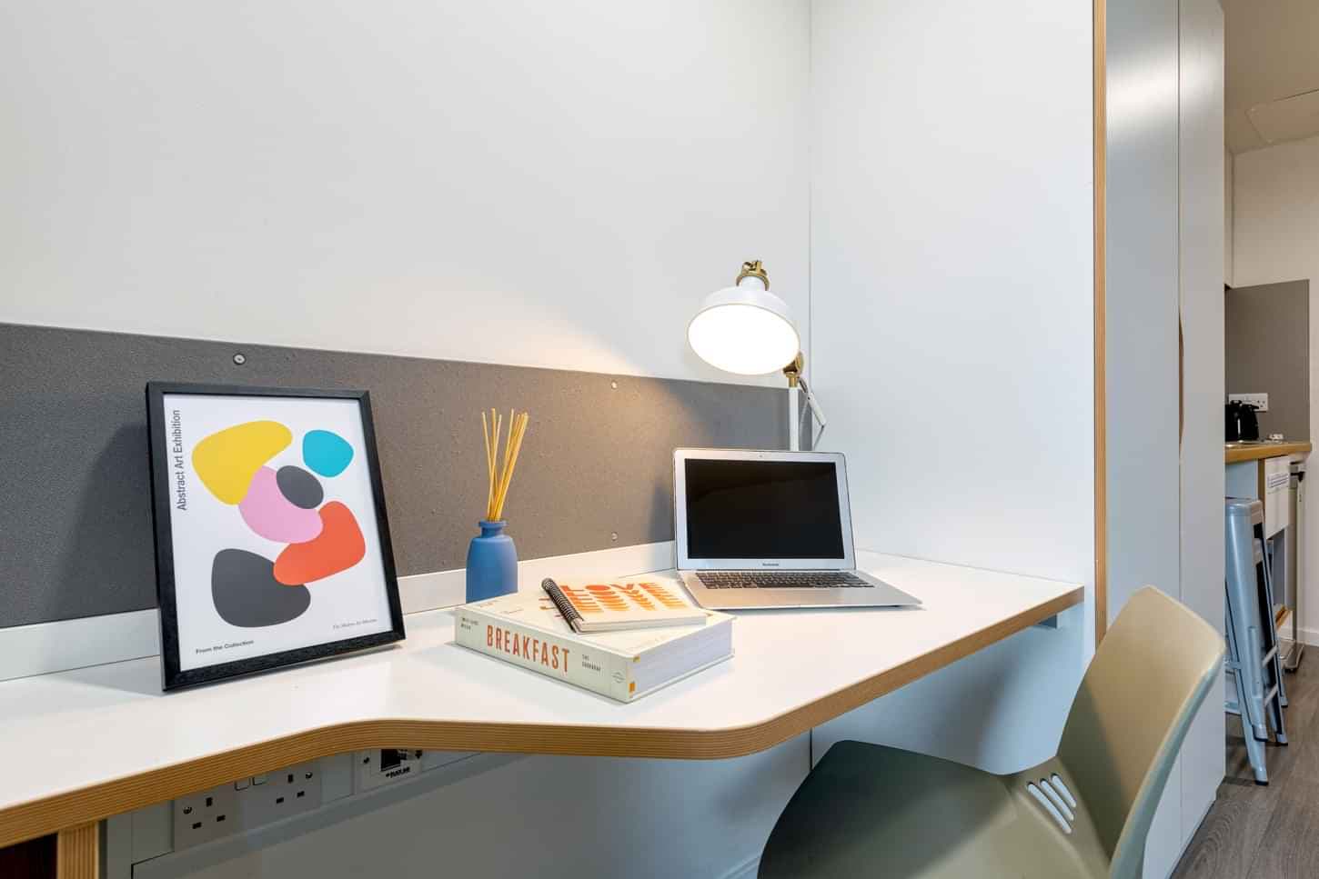 Bronze Ensuite - Image 3