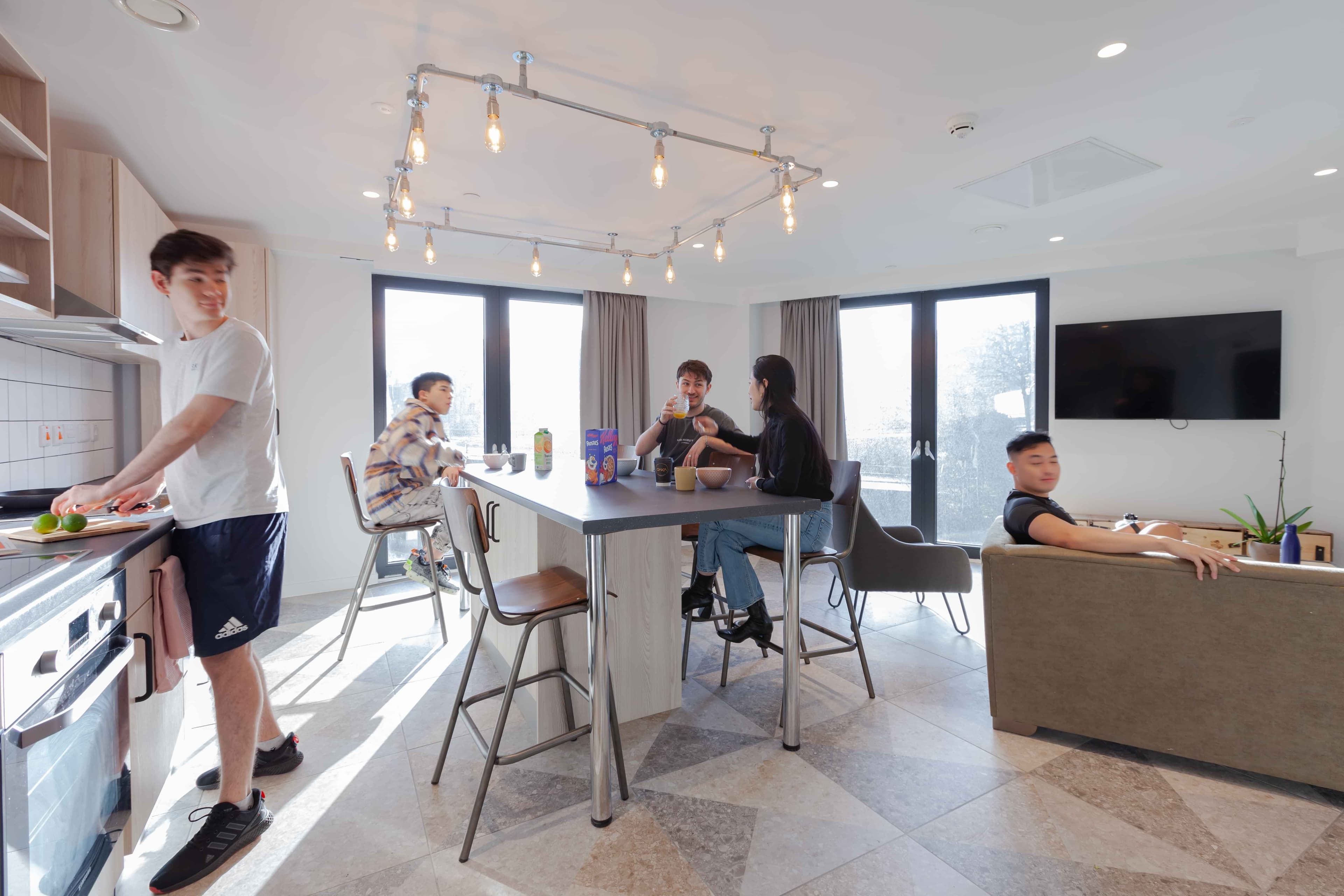 True Apartment 6-Bedrooms - Image 6