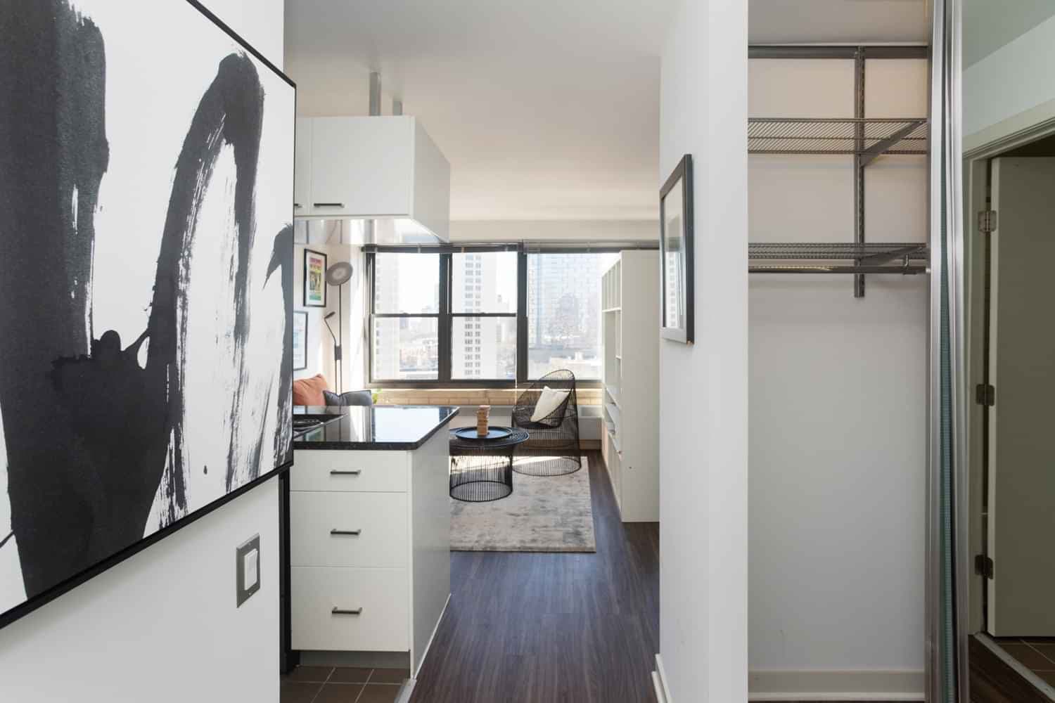 1 Bedroom 1 Bathroom - Image 2