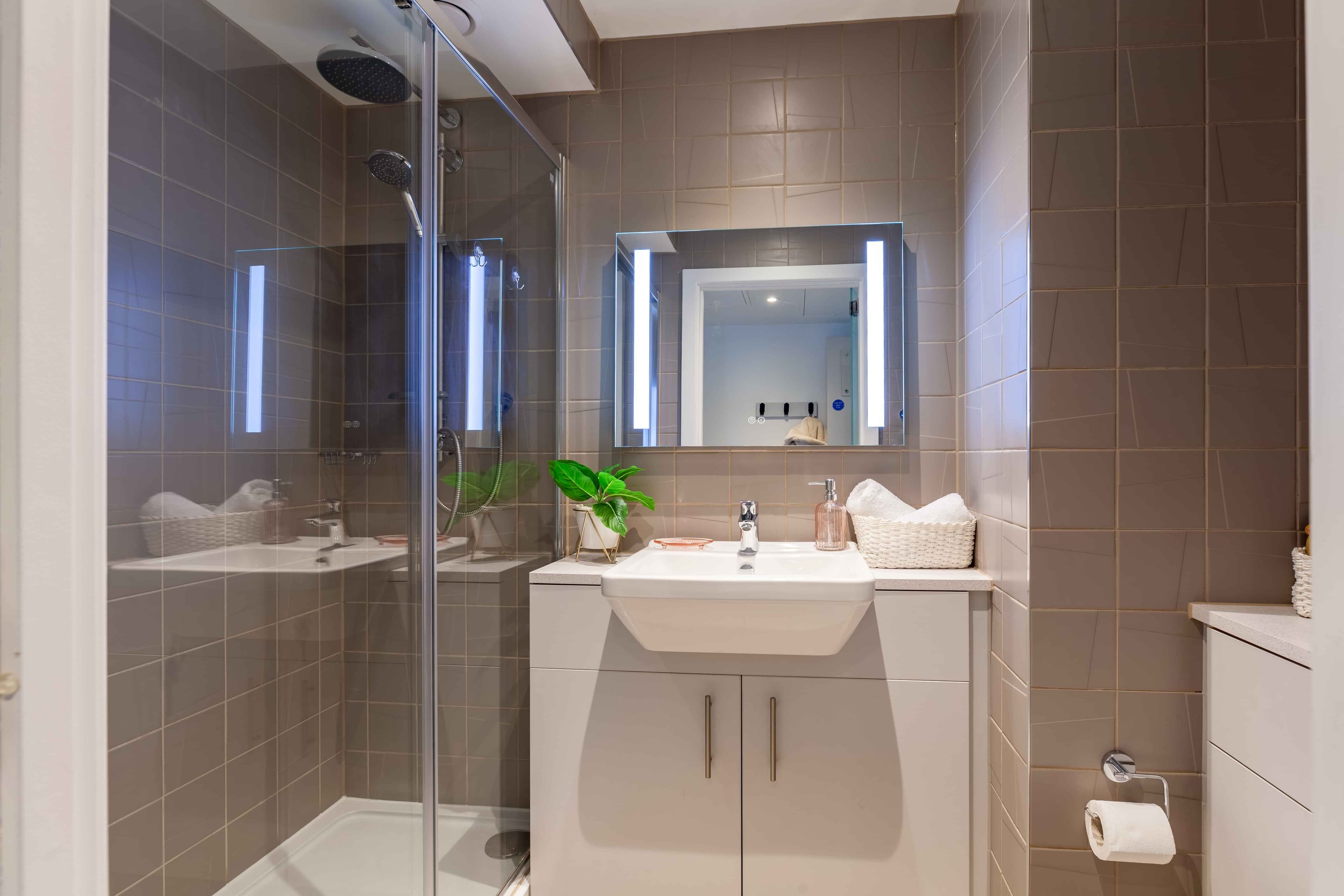 True Unique Apartment - Image 2