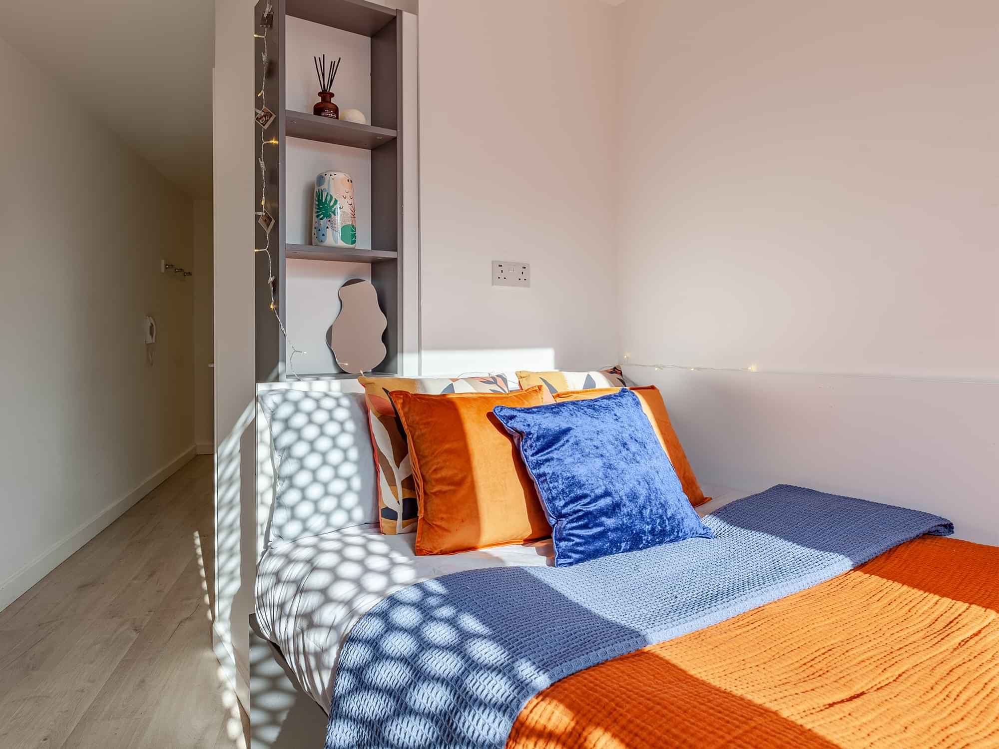 5 Bed Cluster En-suite - Image 2